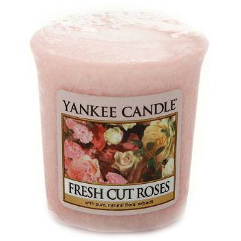 Yankee Candle Aromatická votivní svíčka Fresh Cut Roses® 49 g